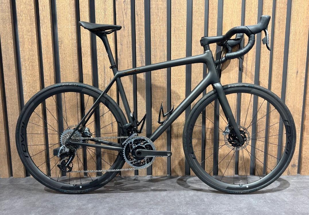 Aethos Sram Sram Red Etap Axs 2022 Road Bikes: 2022 Specialized