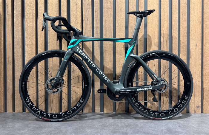 Bianchi Oltre RC Durace Di2 2023